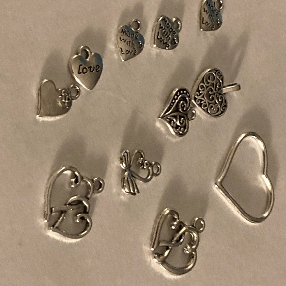 Lot of 11 charms/pendants heart theme - Picture 1 of 8